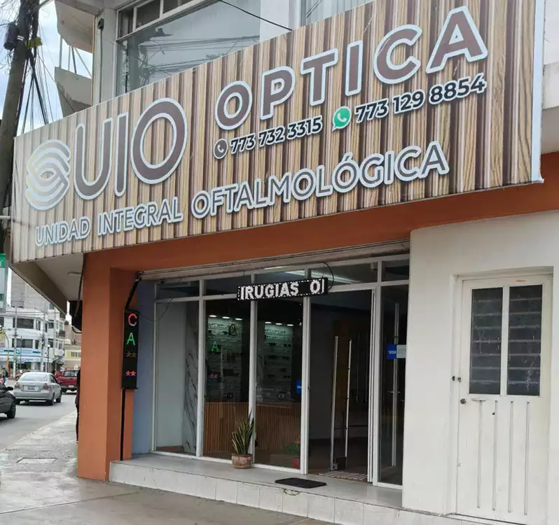 Estudios de diagnóstico visual y atención médica para la salud ocular con el Dr. Noé Morales Ortiz en UIO Tula